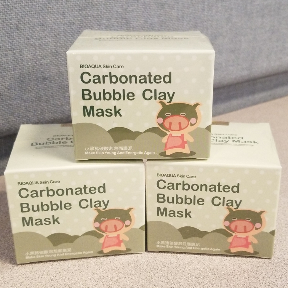 Carbonated bubble mask